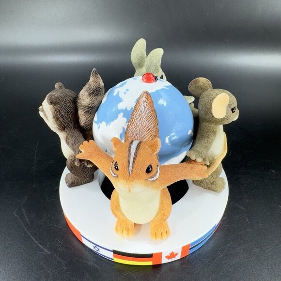 Charming Tails Fitz and Floyd Friends Around The World Resin Whimsical Figurine - Picture 12 of 16